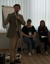 Денис Олейніков на воркшопі